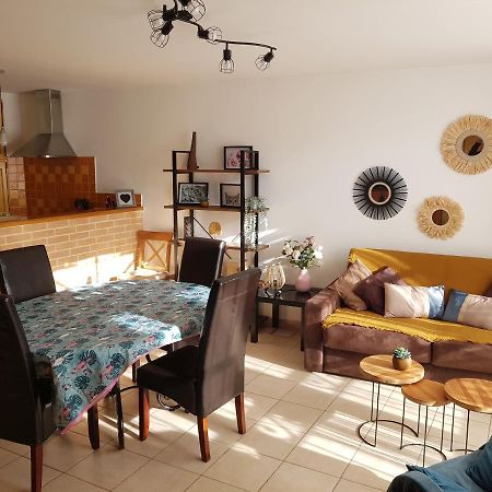 Bienvenue Chez Romane Aigueze Exterior photo